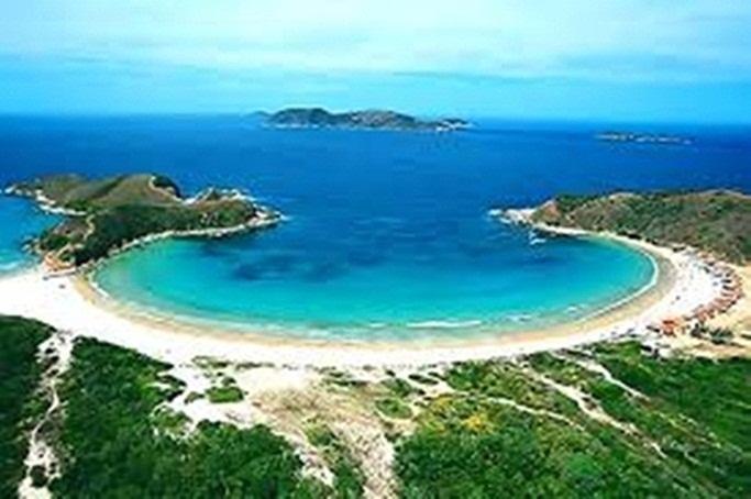 Apartamento A 300 Metros Da Praia Do Forte กาโบฟรีโอ ภายนอก รูปภาพ
